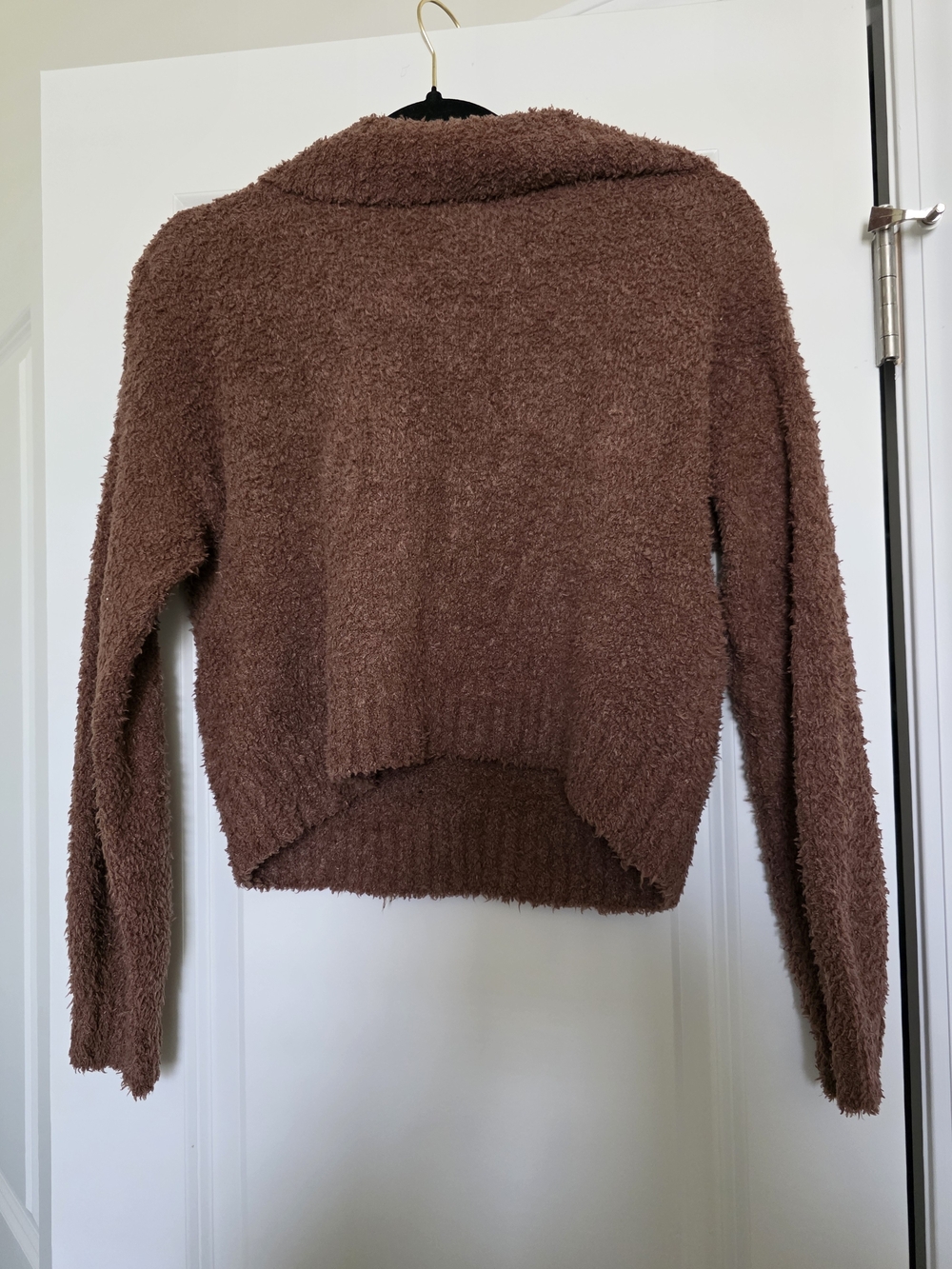 Cozy Quarter-Zip Fuzzy Pullover Sweater - Brown - Hollister-XS - Picture 8 of 9